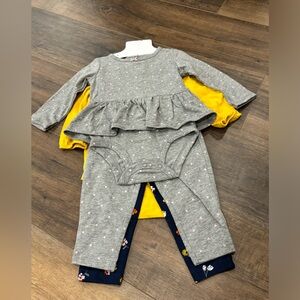 NWT carters 6-9 month outfits